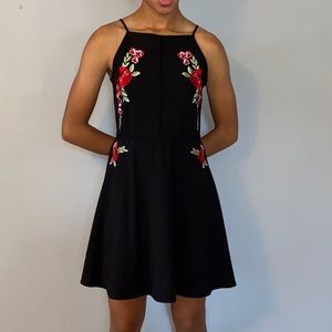 EUC Gianni Bini Girls black dress with floral print.